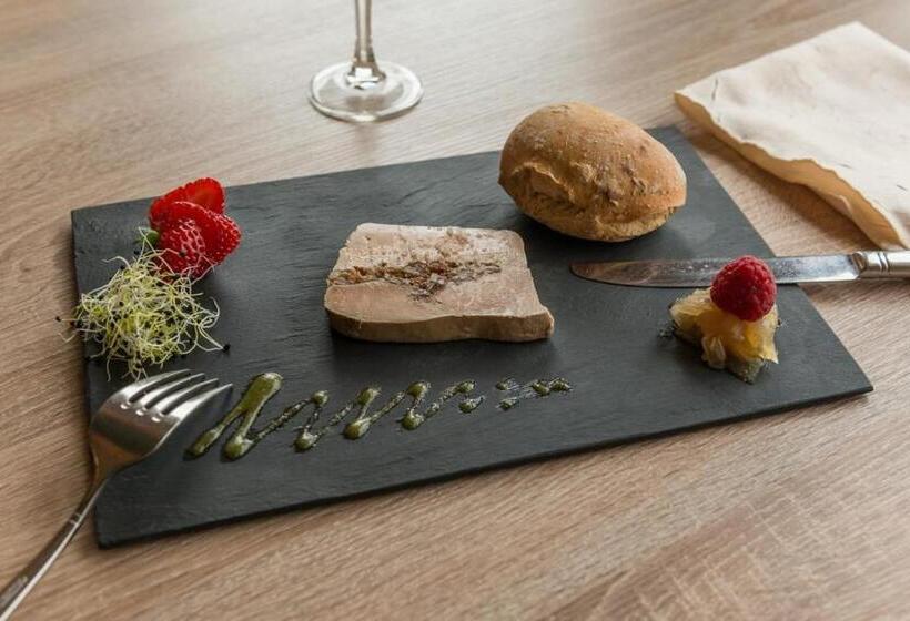 Logis Hotels   Au Poisson D Argent   Hôtel 3 étoiles Et Restaurant