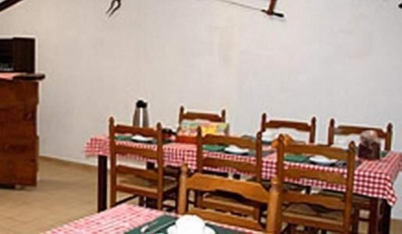 호텔 Logis  Auberge Du Colombier