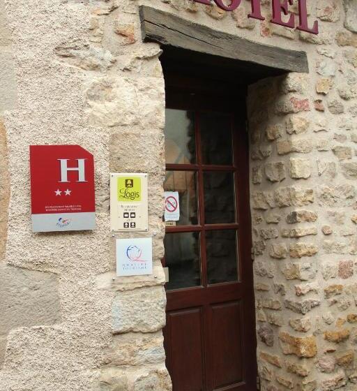 ホテル Logis Des Trois Maures