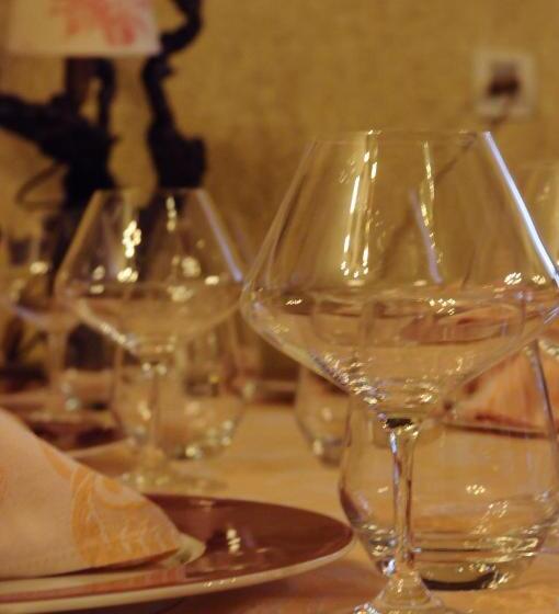 ホテル Logis Des Trois Maures