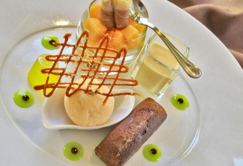 فندق Logis Hôtel Le Lion D Or
