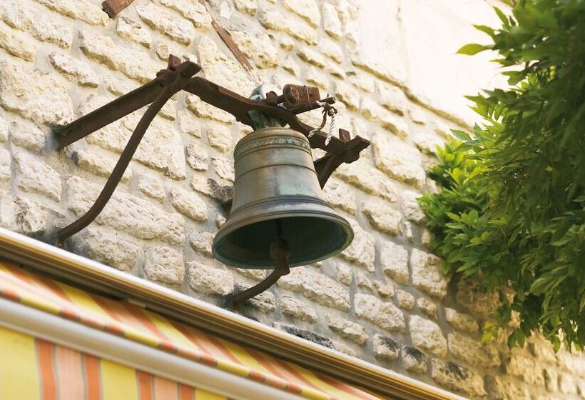 호텔 Logis Hôtel Restaurant Le Fontarabie
