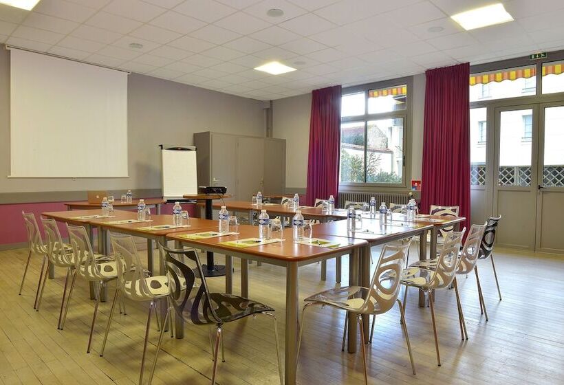 호텔 Logis Hôtel Restaurant Le Fontarabie