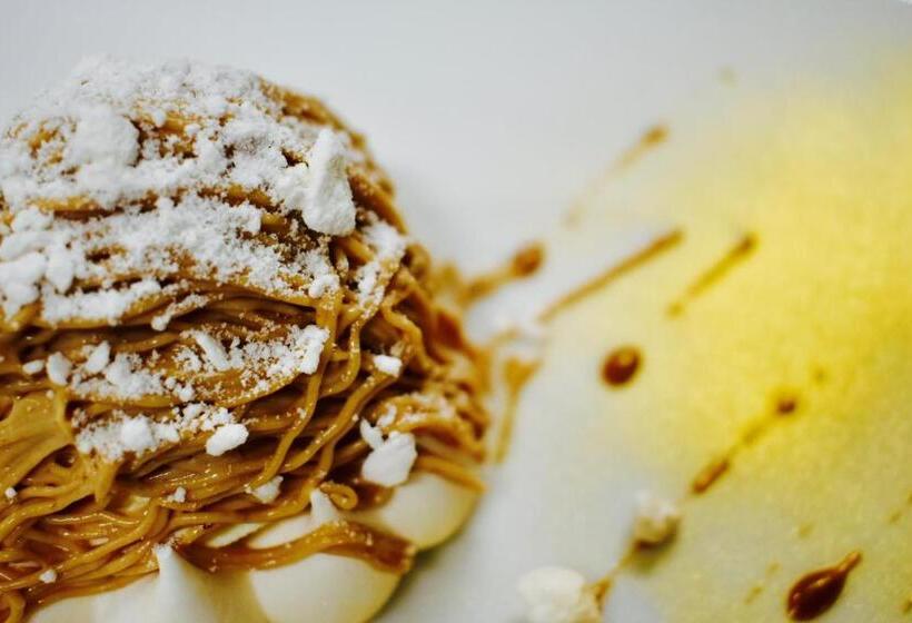 فندق Logis Le Relais De La Voie Sacrée