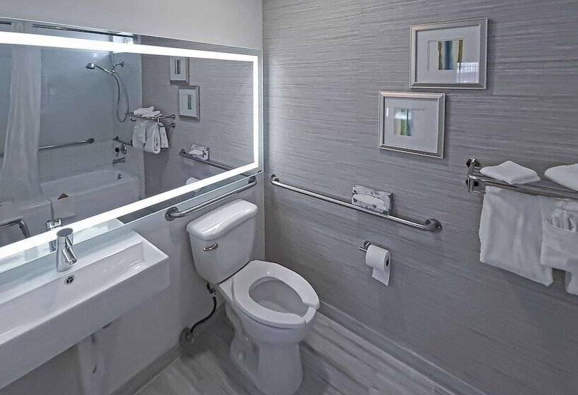 هتل Quality Inn Burbank Airport