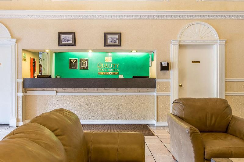 בית מלון כפרי Quality Inn & Suites On The River