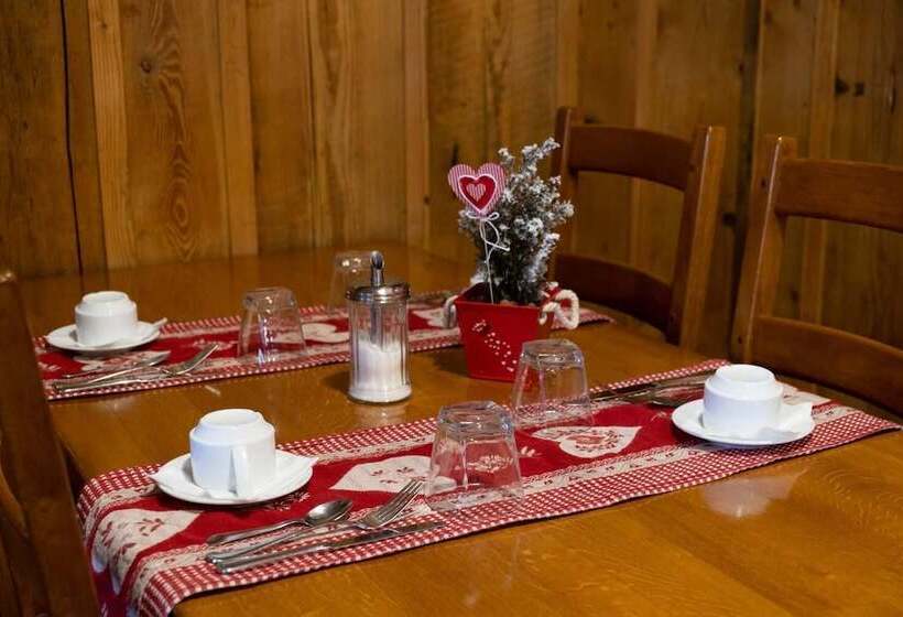 בית מלון כפרי Relais D Issenheim Table D Hôtes