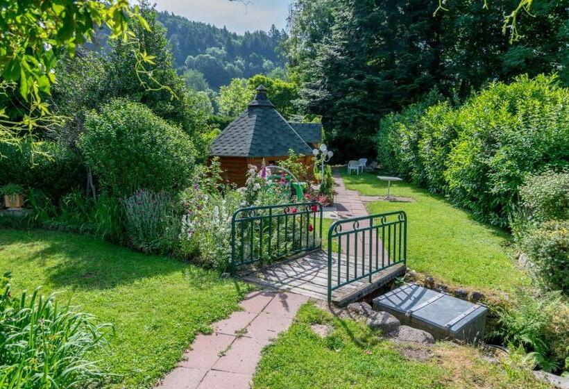 Logis Hotel Restaurant Le Faudé