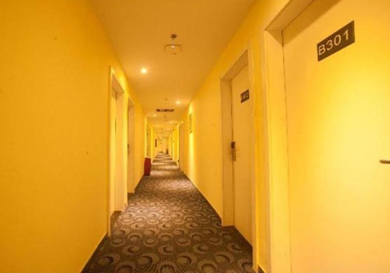 Отель 7 Days Inn Huizhou Danshui Haoyiduo Kaicheng Avenue Branch