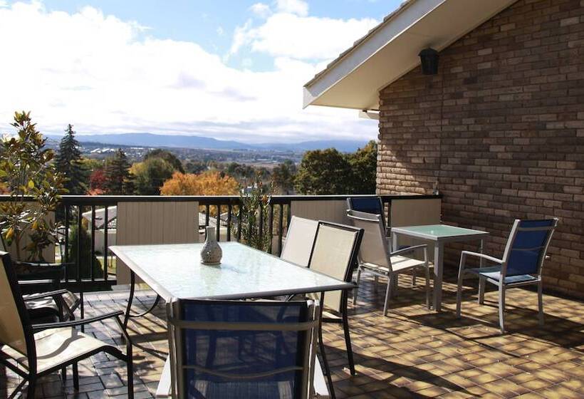 בית מלון כפרי Bathurst Heights B&b