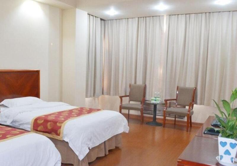 בית מלון כפרי Greentree Inn Shandong Laiwu West Laiwu Road Express