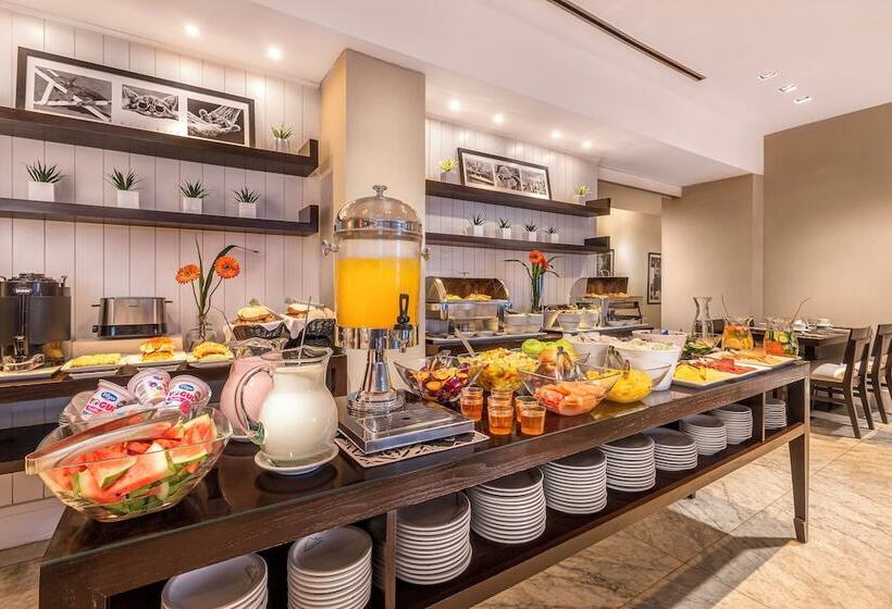 Broadway Hotel & Suites