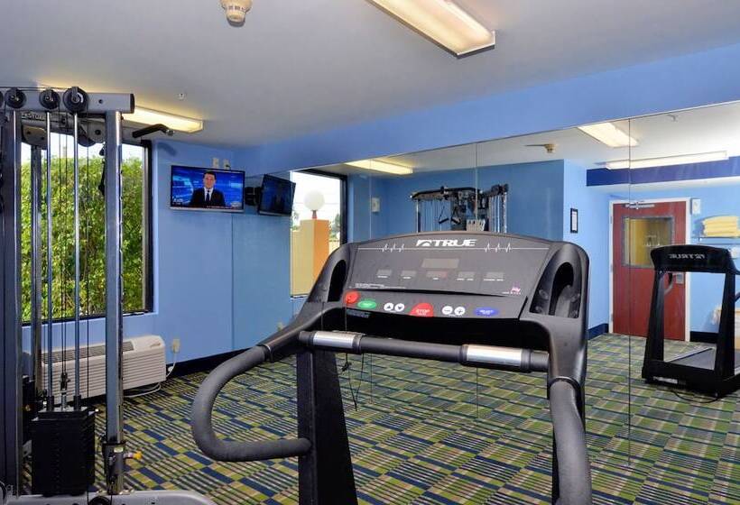 호텔 Comfort Inn & Suites Lantana   West Palm Beach South