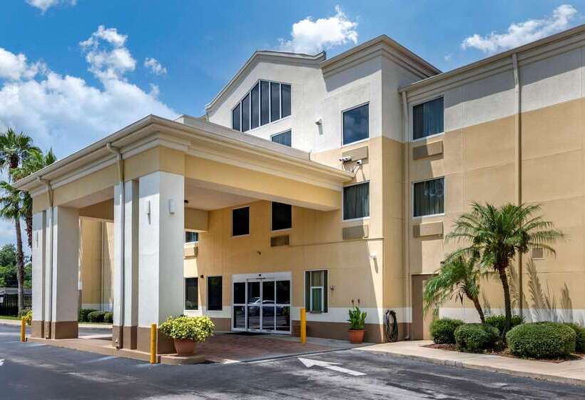 בית מלון כפרי Comfort Inn & Suites Deland  Near University