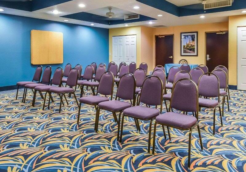 فندق Comfort Suites Tampa  Brandon