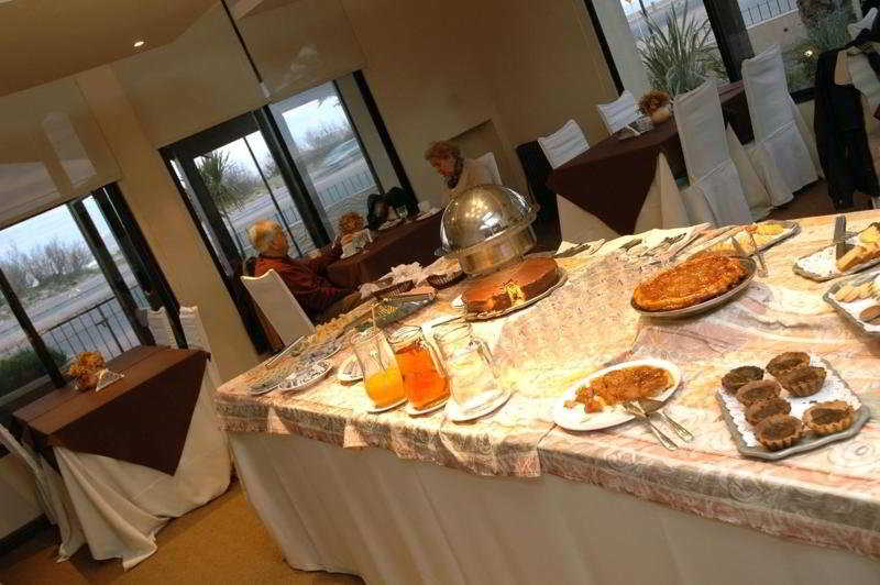 هتل Cottage Carrasco