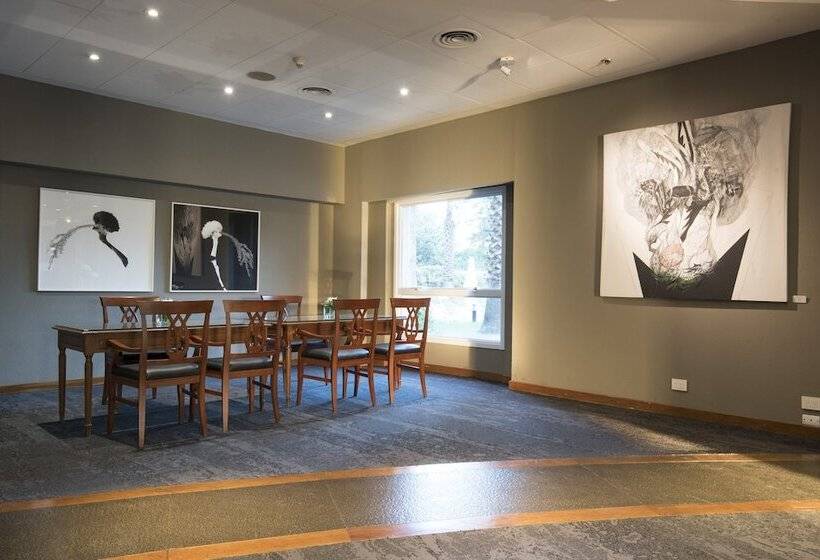 هتل Holiday Inn Cordoba, An Ihg