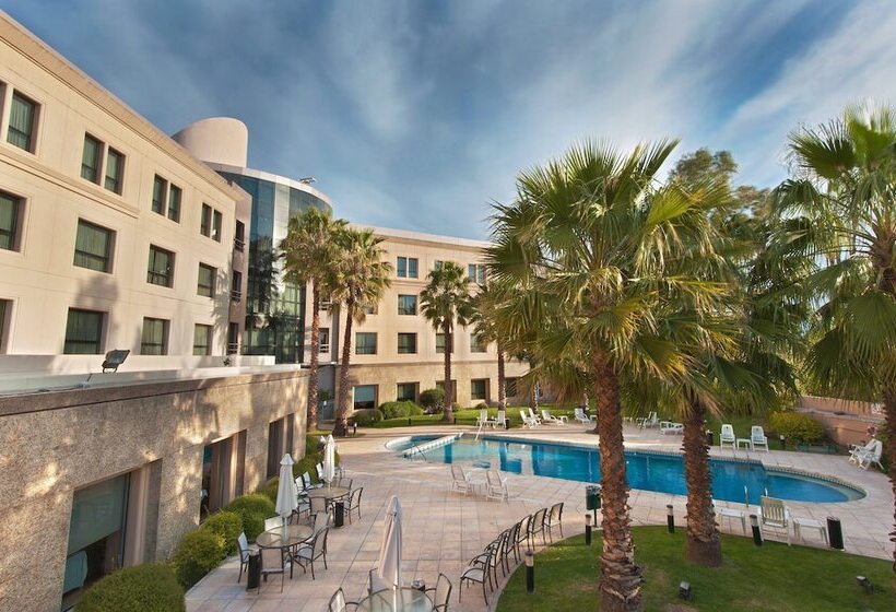 هتل Holiday Inn Cordoba, An Ihg