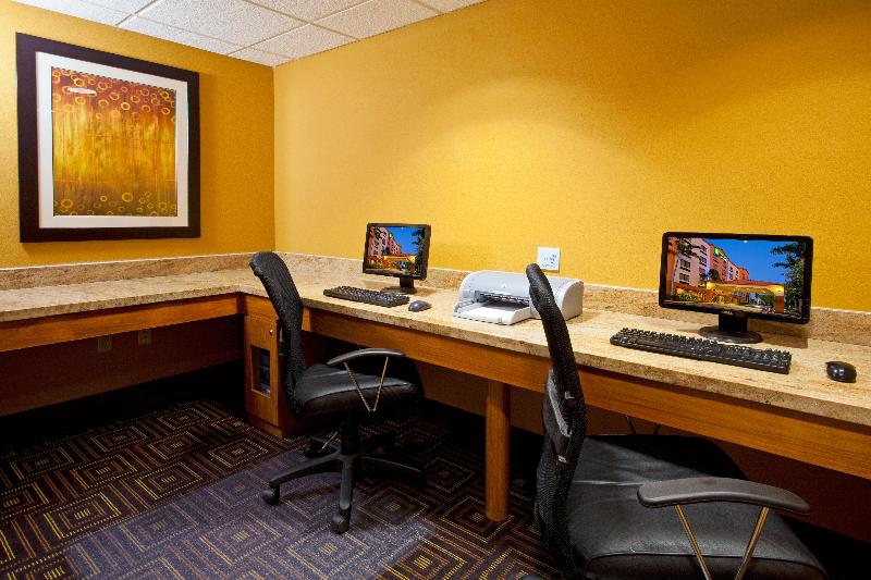 فندق Holiday Inn Express And Suites Fort Lauderdale Airport West, An Ihg