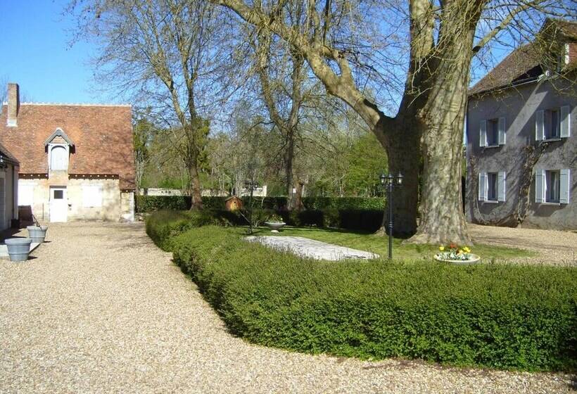 هتل Hostellerie Le Clos Du Cher