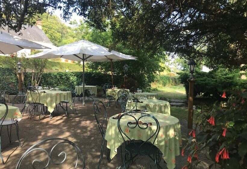 ホテル L Auberge Du Port Des Roches