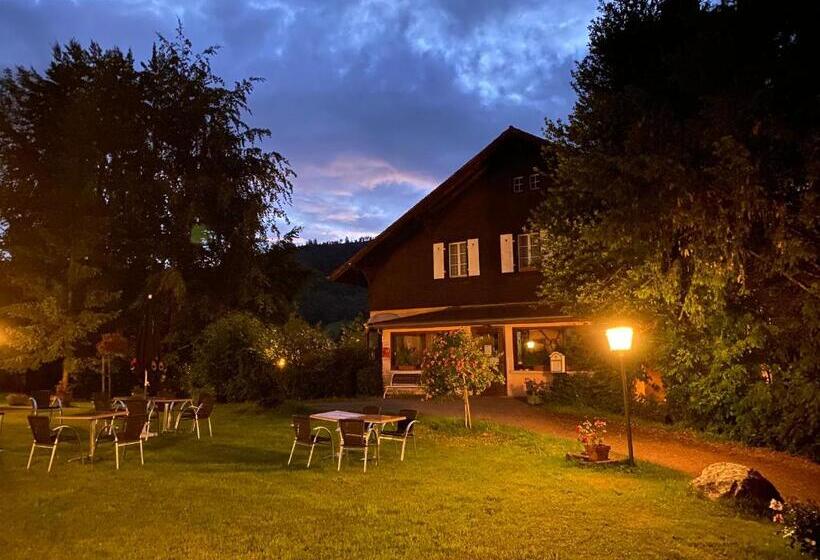 Le Chalet   Hotel Restaurant