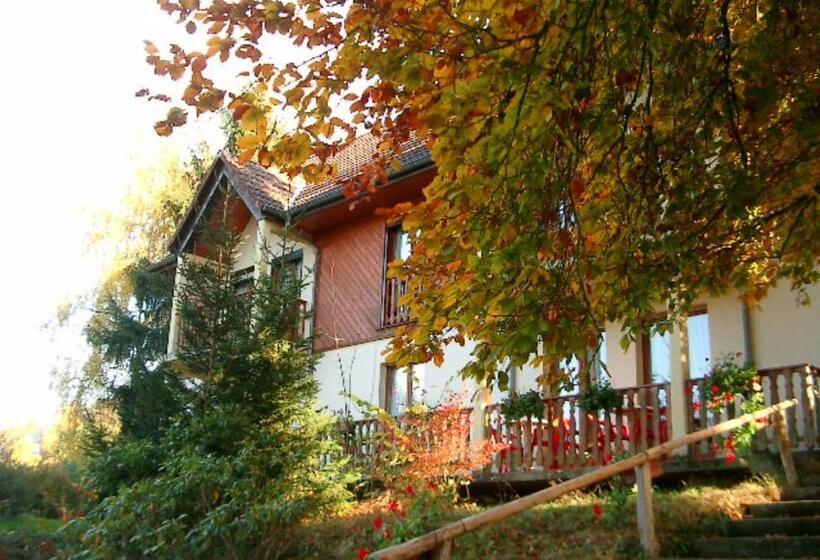 Le Chalet   Hotel Restaurant