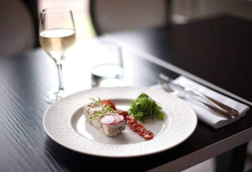 בית מלון כפרי Logis Hôtel Le Chene Dore