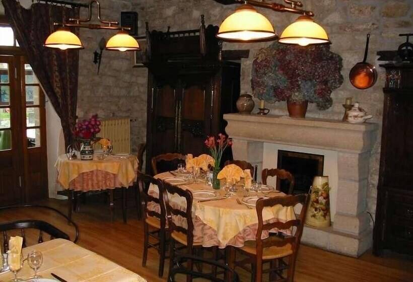 בית מלון כפרי Logis Le Prieuré