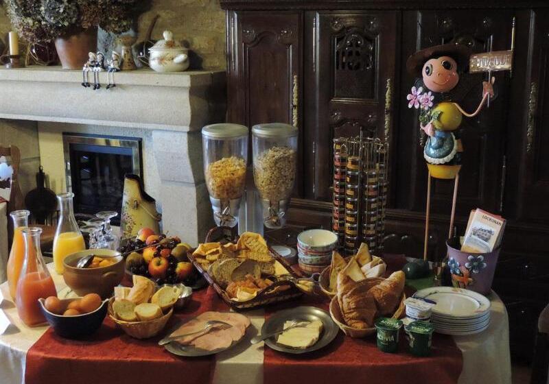 Отель Logis Le Prieuré