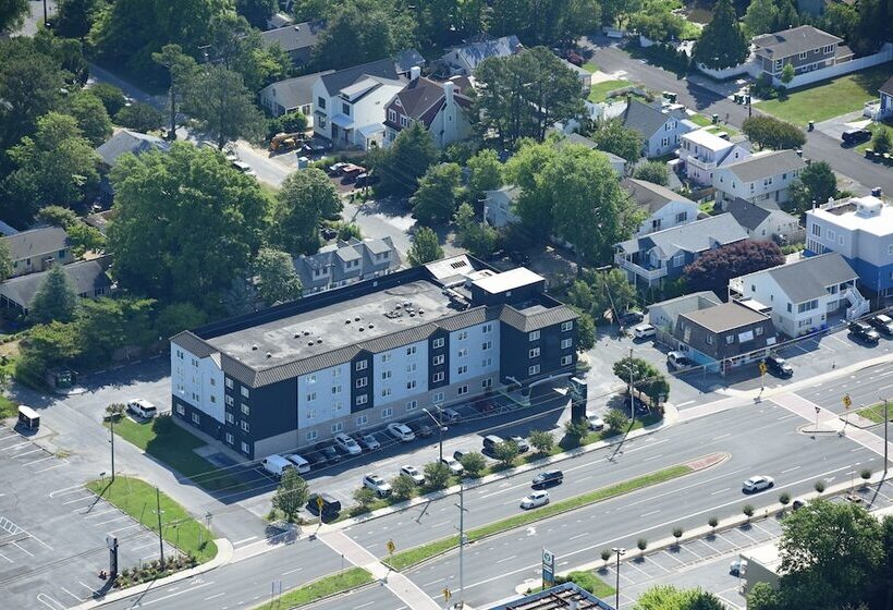 هتل Country Inn & Suites By Radisson Rehoboth Beach   Dewey