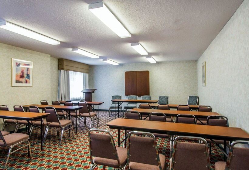 هتل Sleep Inn & Suites