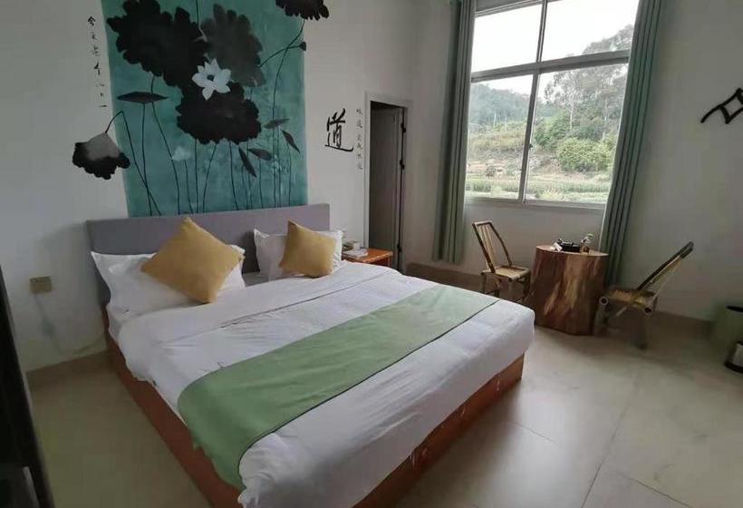 Общежитие Tulou Panda Homestay