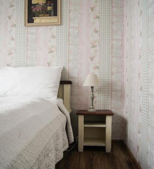 ベッドアンドブレックファースト Kalvin Restaurant & Pension