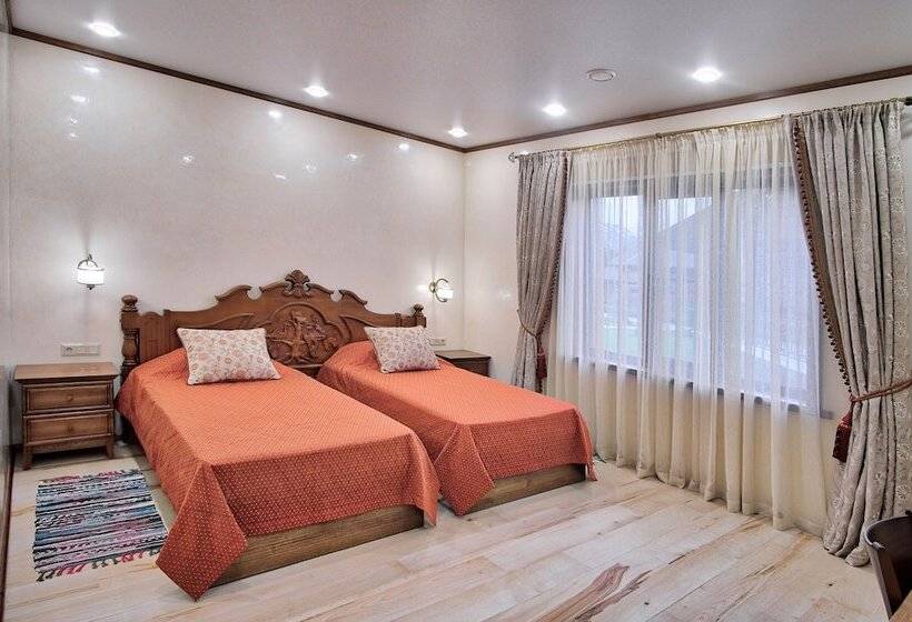 فندق فئة نجمة واحدة Tainy Kamchatki