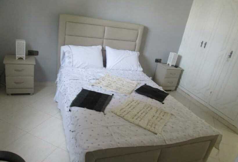 فندق Malak Tingis