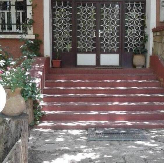 بنسيون Auberge La Forestiere