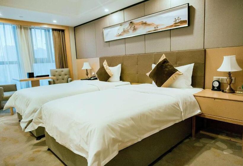 فندق Days Inn By Wyndham Business Place Sichuan Bazhong