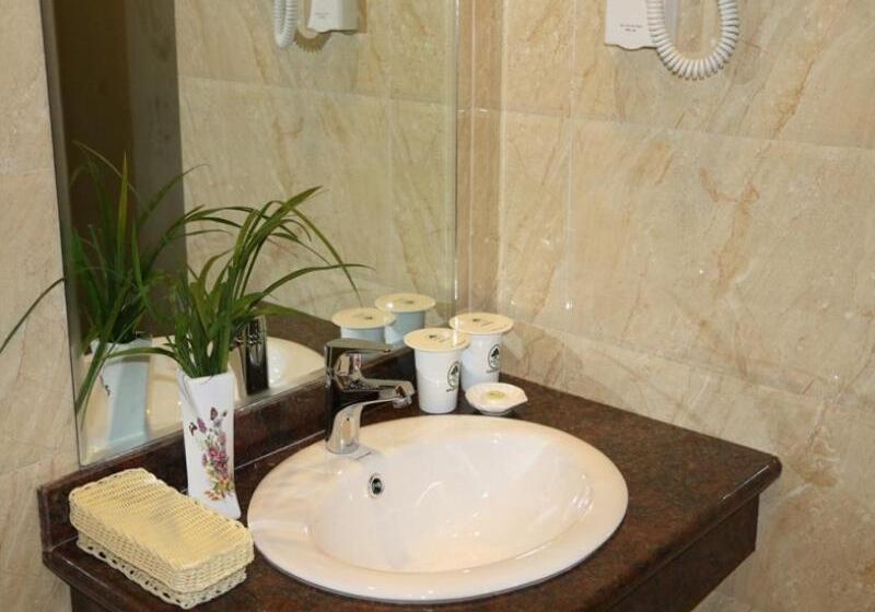 ホテル Greentree Inn Hunan Jishou Longshan Yuelu Avenue Business