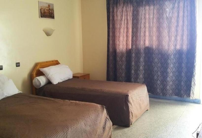 ホテル Hôtel Aglou Beach