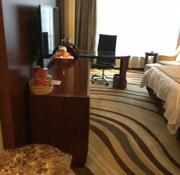 فندق Ramada Yangzhou Baoying