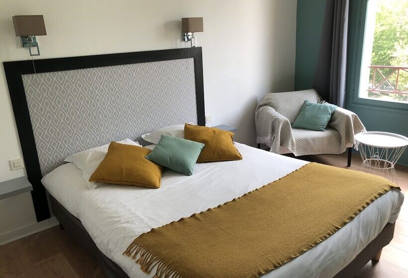 בית מלון כפרי Auberge Saint Thegonnec