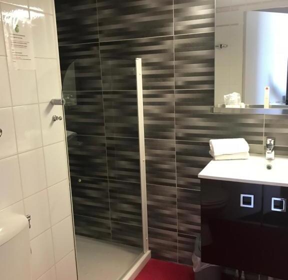 בית מלון כפרי Hôtel Calme Des Pins & Spa