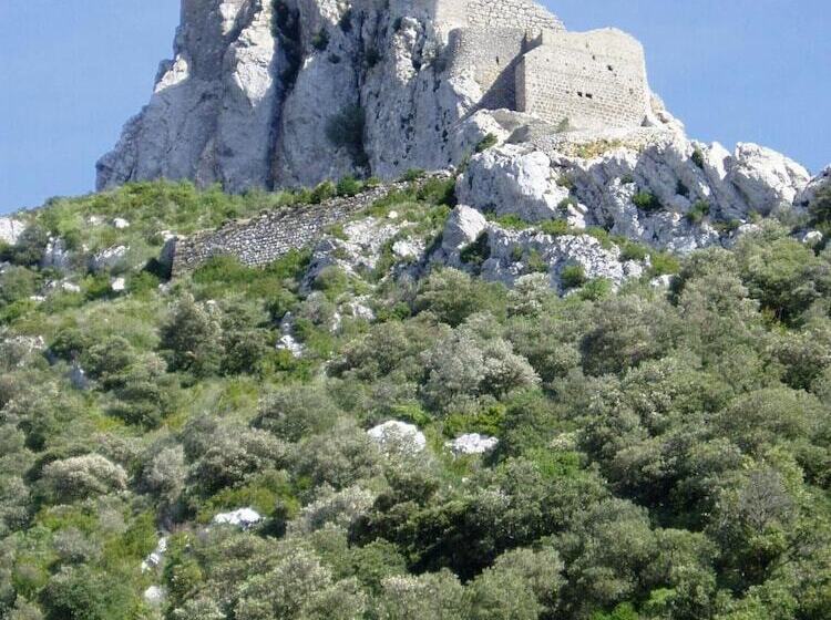 ホテル Hôtel Le Châtelet Logis