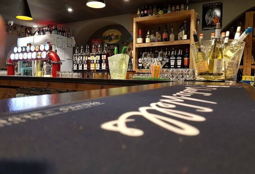 هتل Hôtel Le Malgovert