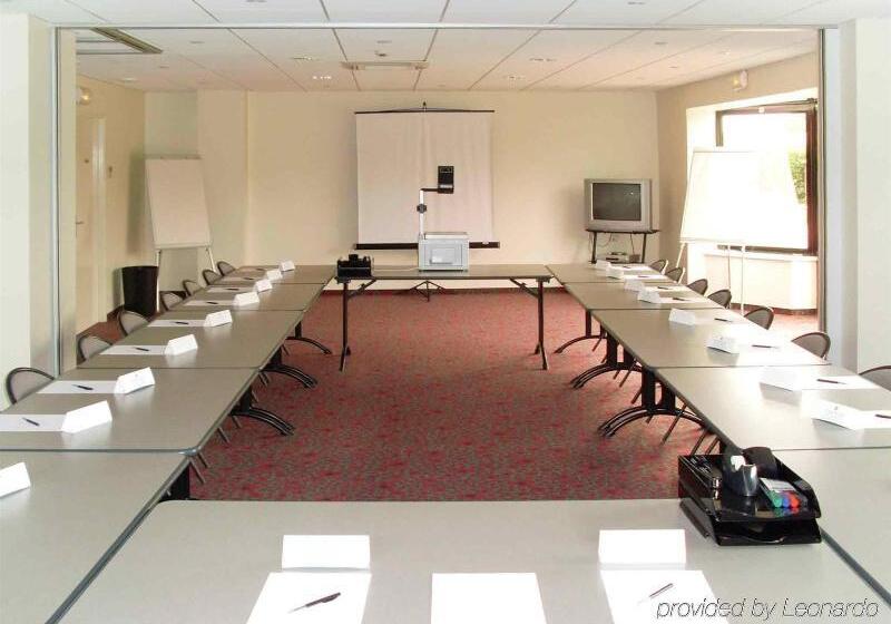 בית מלון כפרי Ibis Quimperlé