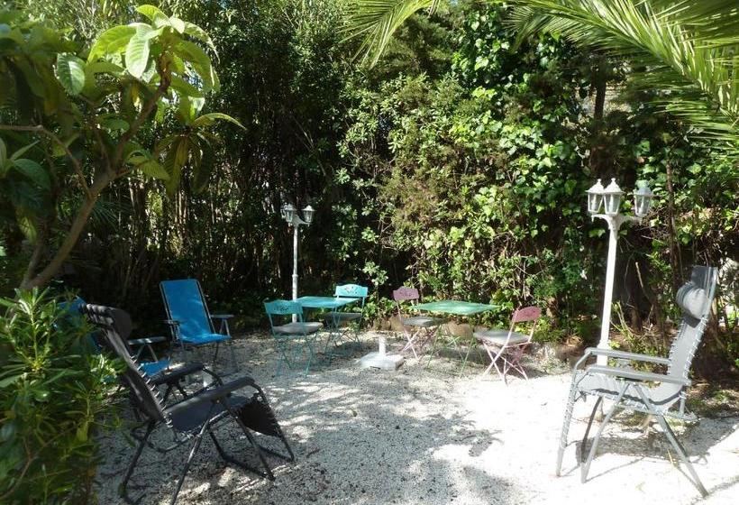 ホテル La Petite Auberge