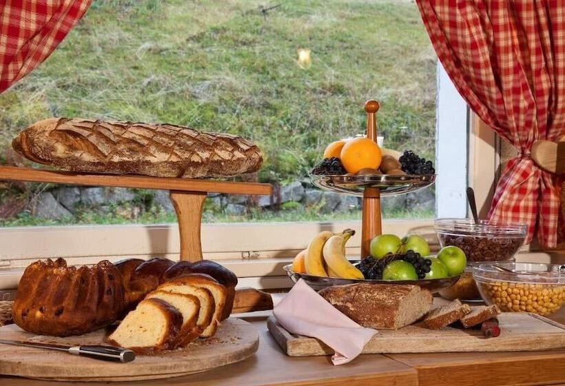 בית מלון כפרי Le Rouge Gazon