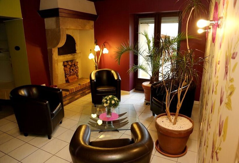 ホテル Relais Vosgien   Hôtel Restaurant La Table De Sophia