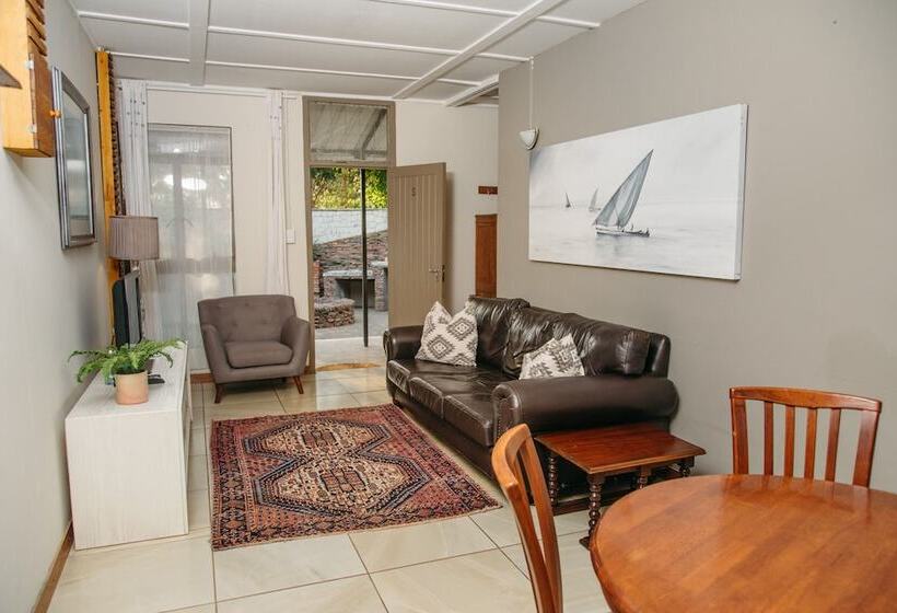 Bed and Breakfast Biweda Nguni Lodge